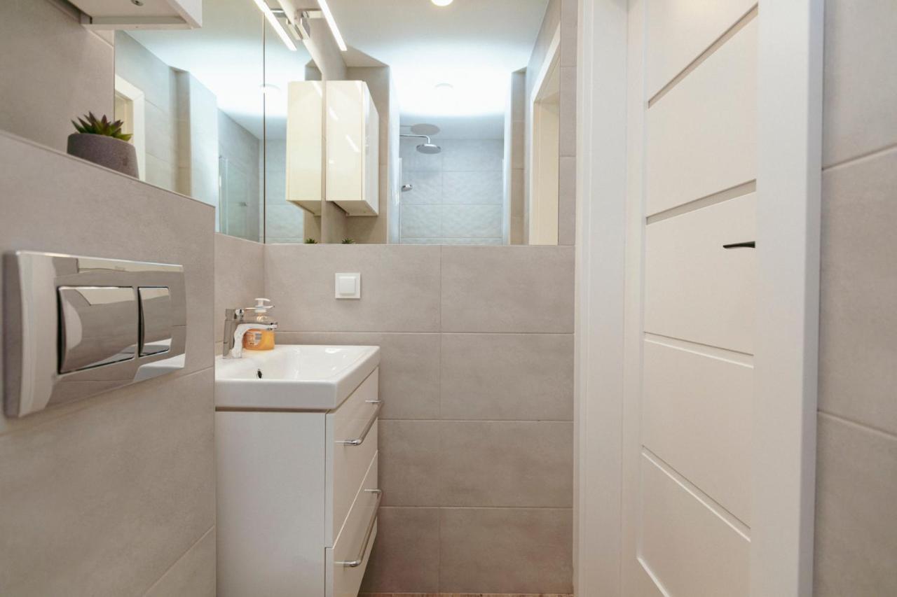 Bagno 7 - Piekny Widok Na Palac Kultury - Wifi - Smarttv 45Cali - Better Rental Warschau Exterior foto